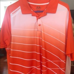 Men’s Oakley golf shirt